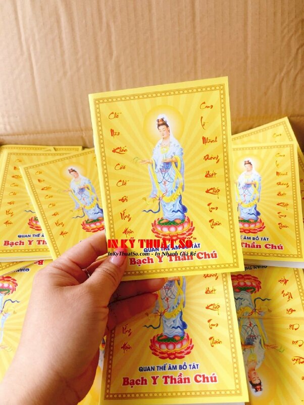 In sách Kinh Bạch Y Thần Chú, giấy Coucher, cán mờ tinh tế - INKTS391