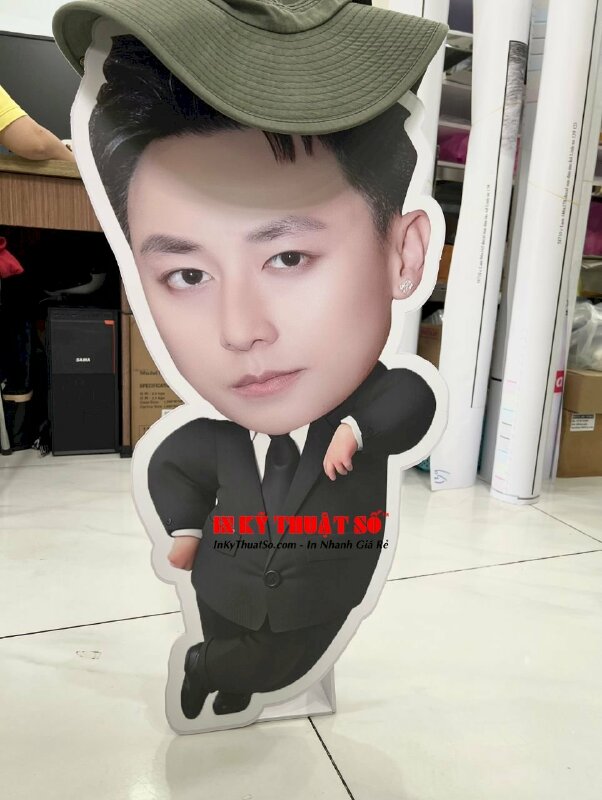 In standee hình người trang trí sự kiện - INKTS414
