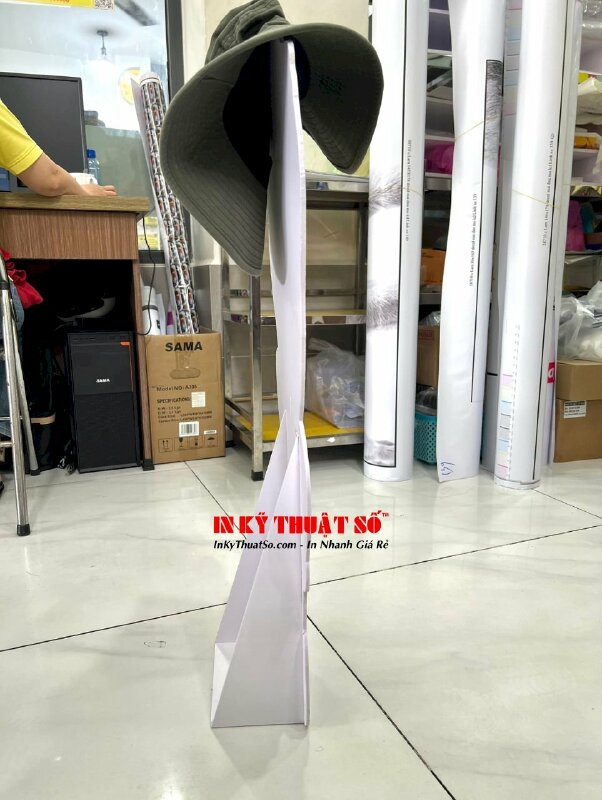 In standee hình người trang trí sự kiện - INKTS414