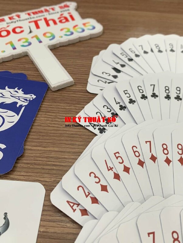 In thẻ bài, in bộ bài, in lá bài logo mặt sau làm quà tặng - INKTS690