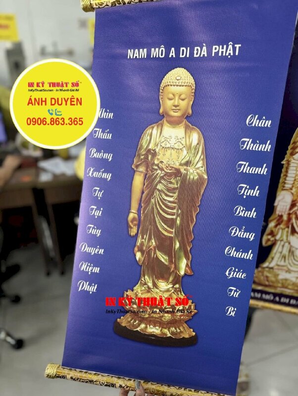 In tranh Phật A Di Đà đứng, in Canvas dầu bóng nẹp gỗ hoa văn 2 đầu treo tường - INKTS1190