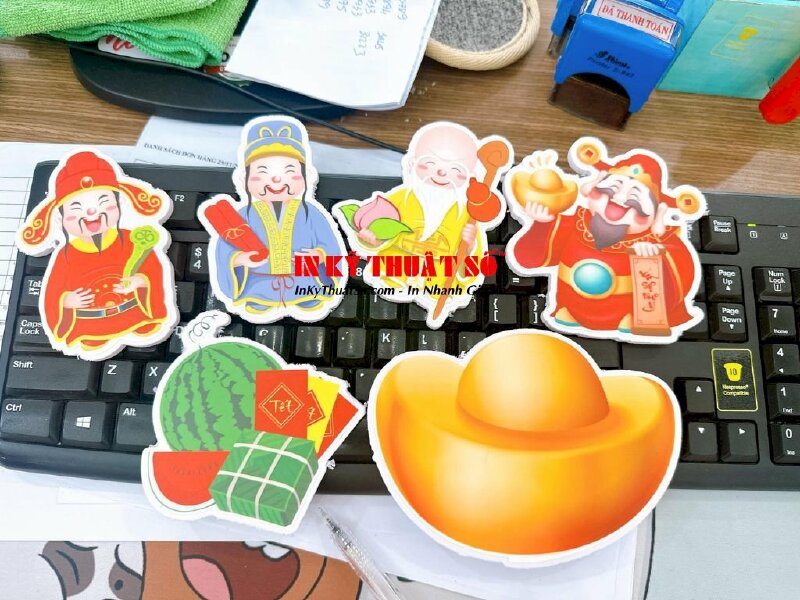In mô hình Formex mini hình ông Phúc Lộc Thọ Thần Tài thỏi vàng bánh chưng - INKTS3264