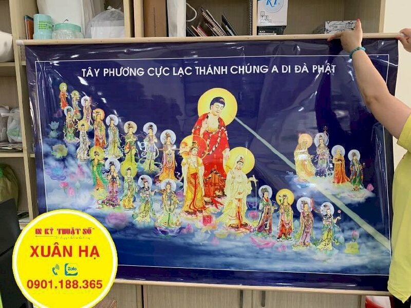 In tranh Tây Phương Cực Lạc Thánh Chúng A Di Đà Phật, tranh in PP dầu bóng nẹp gỗ 2 đầu - INKTS1307