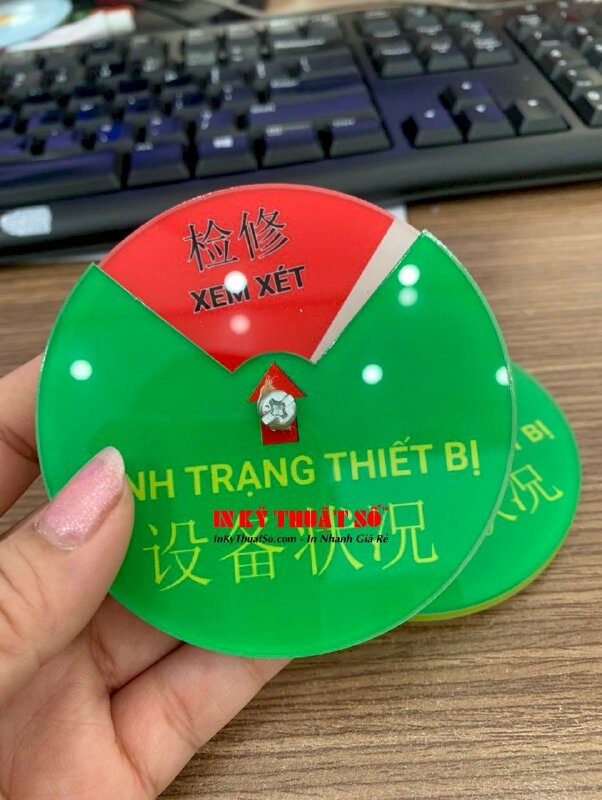 In chữ lên Mica tròn làm bảng xoay Tình trạng thiết bị dạng nút xoay 4 trạng thái vận hành, niêm phong, chờ liệu, xem xét, in song ngữ Việt Trung - INKTS940