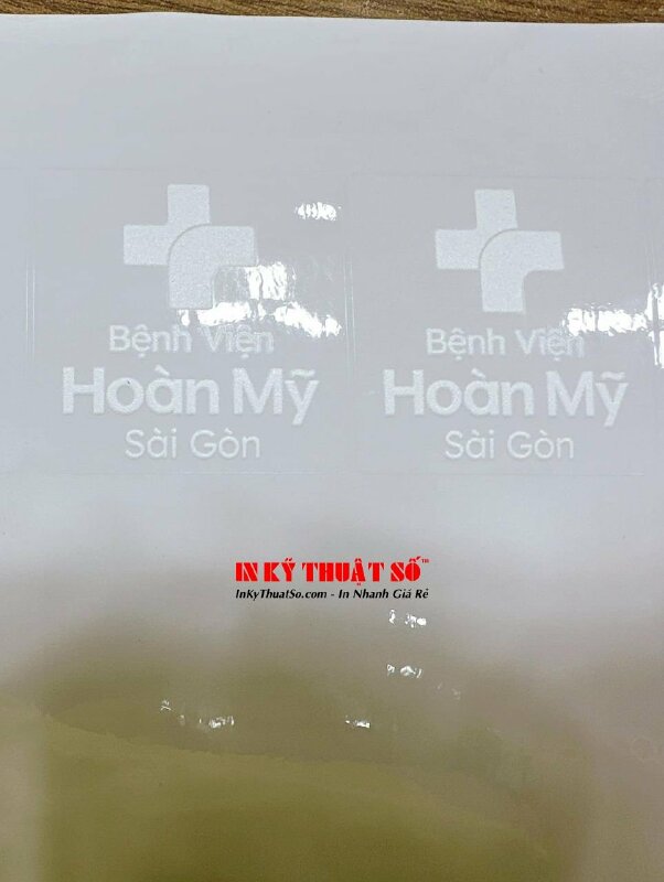 In Logo decal trong suốt cho bệnh viện quốc tế, tem decal 4.5x4.5cm - INKTS1078