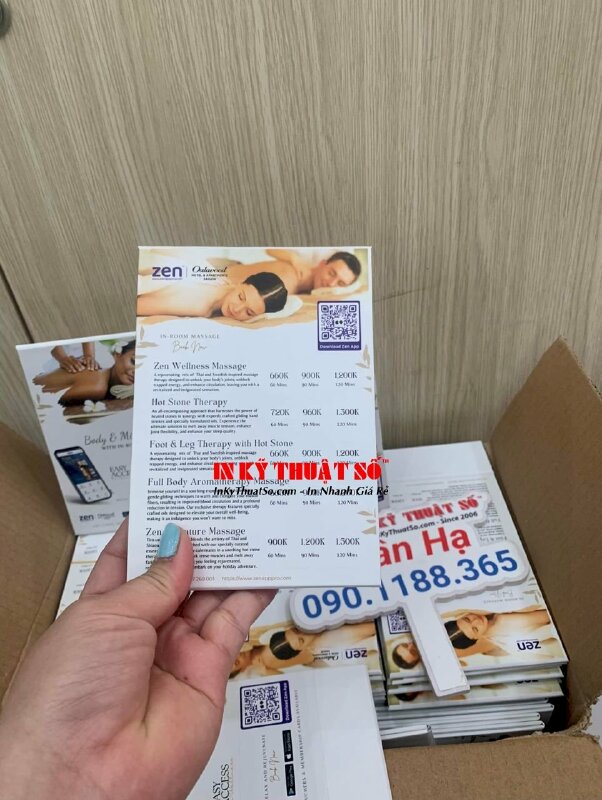In standee đế bồi Carton chữ A để bàn làm bảng giá dịch vụ Spa & Massage tận nơi - INKTS1060