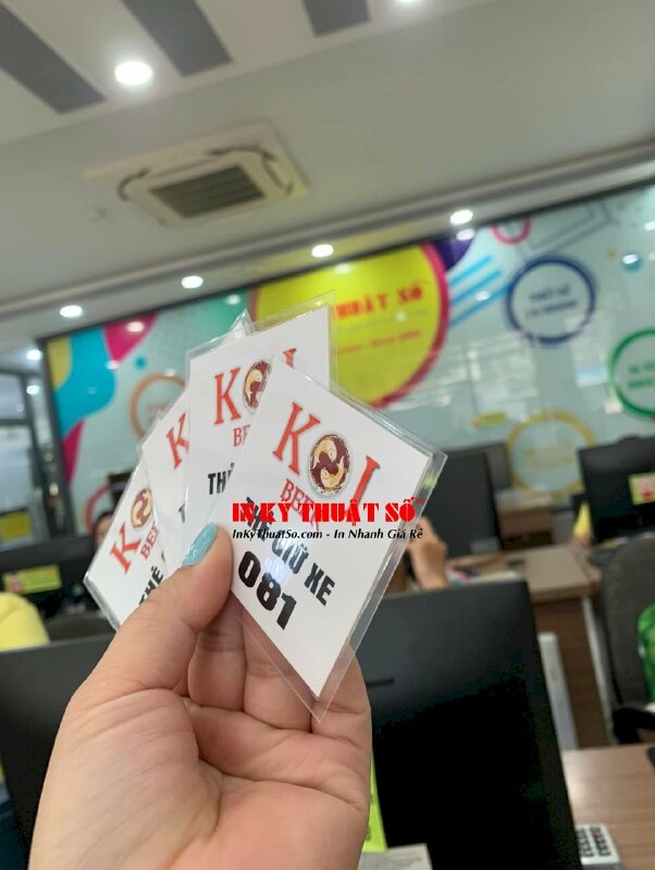 In thẻ giữ xe giấy ép plastic quán beer size 6cm x 6cm - INKTS1042