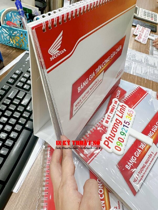 In bảng giá tiền công sửa chữa cho Head Honda dạng lịch để bàn - INKTS1159