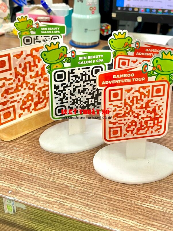 In bảng mica qr code quét mã thông tin doanh nghiệp - INKTS897