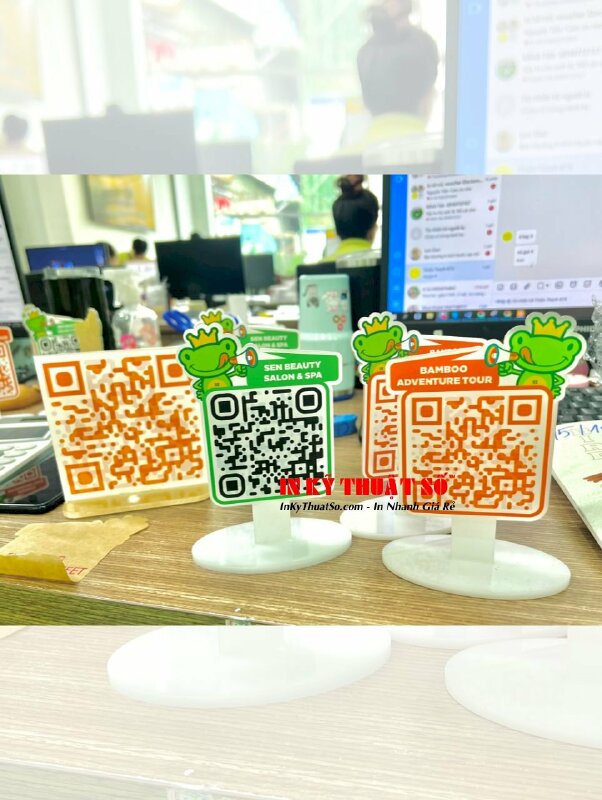 In bảng mica qr code quét mã thông tin doanh nghiệp - INKTS897
