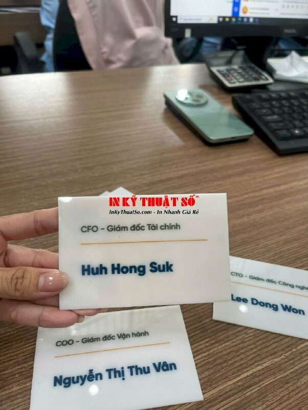 In bảng tên Mica trắng chức danh nhân sự, phòng ban công ty - INKTS3302