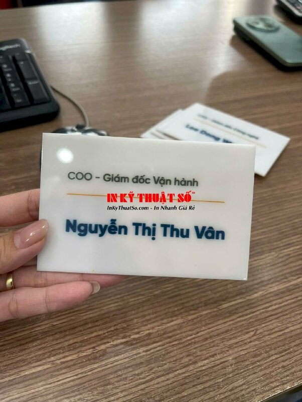 In bảng tên Mica trắng chức danh nhân sự, phòng ban công ty - INKTS3302