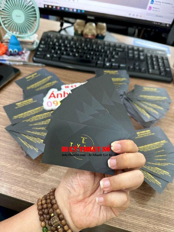 In card visit giám đốc kinh doanh Chief Commercial Officer, card visit giấy B300 - INKTS572