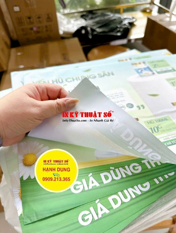 In giấy lót bàn cửa hàng Yến chưng tươi kích thước 30cm x 40cm - INKTS3299