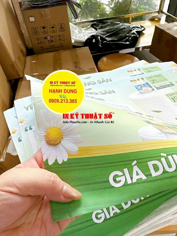 In giấy lót bàn cửa hàng Yến chưng tươi kích thước 30cm x 40cm - INKTS3299