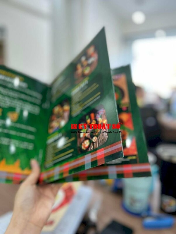 In menu nhà hàng Thái Lan, menu giấy cán bóng, đóng kim giữa - INKTS327