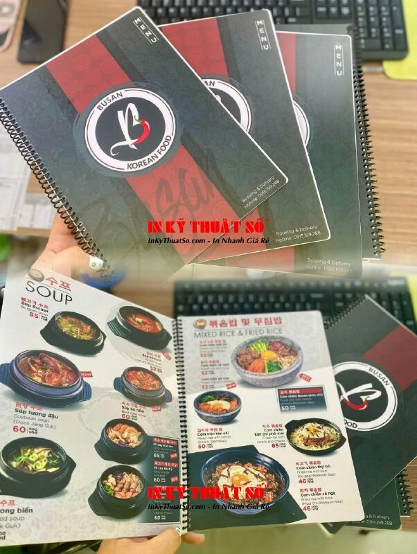 In menu nhựa nhà hàng Hàn Quốc, đóng gáy lò xo đen dễ dàng lật mở từng trang, chống thấm nước - INKTS905