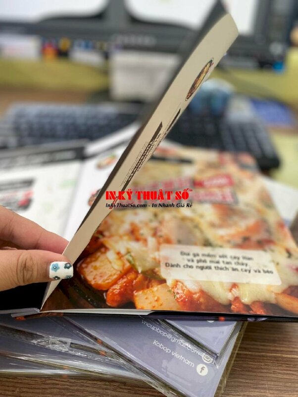 In menu quán ăn Hàn Quốc bìa cứng đóng ghim inox - INKTS244