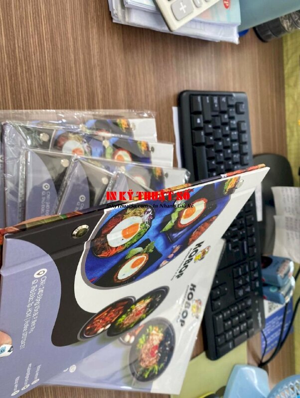 In menu quán ăn Hàn Quốc bìa cứng đóng ghim inox - INKTS244