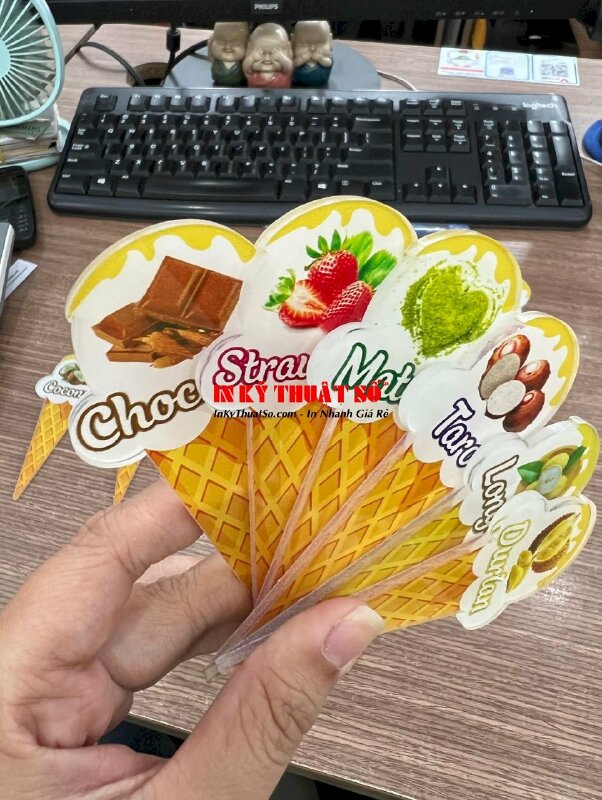 In Mica làm que cắm hình cây kem, in thẻ Mica các hương vị kem có hình minh họa - INKTS893