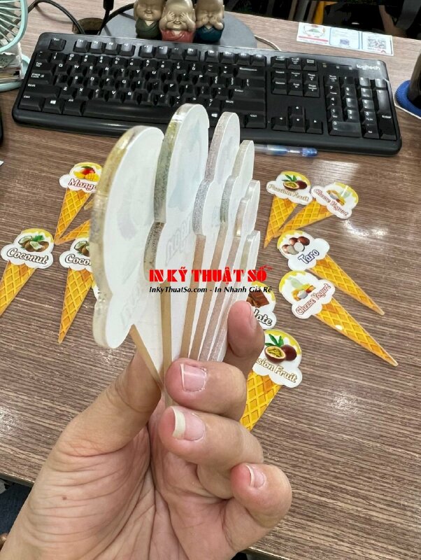 In Mica làm que cắm hình cây kem, in thẻ Mica các hương vị kem có hình minh họa - INKTS893