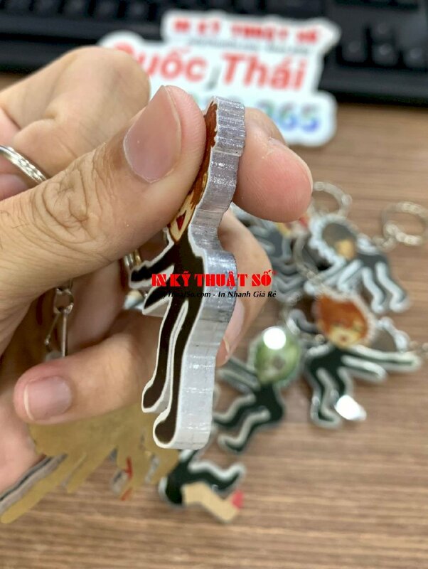 In móc chìa khóa Mica nhân vật Pepe the King Prawn, Twisted Wonderland - INKTS1049