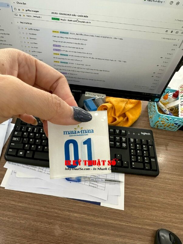 In móc khóa vuông Mica phòng khám chuyên khoa da liễu - INKTS946