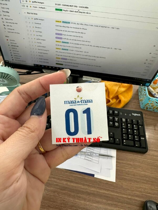In móc khóa vuông Mica phòng khám chuyên khoa da liễu - INKTS946