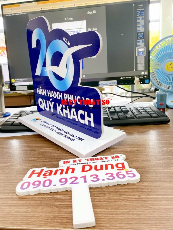 In PP Standee nhỏ để bàn kỷ niệm 20 năm thành lập công ty - INKTS670