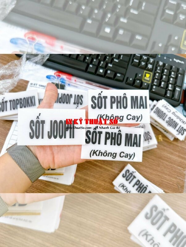 In thẻ tên mica quầy nước sốt buffet - INKTS382
