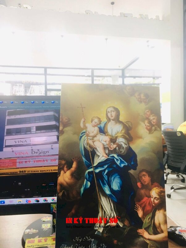 In tranh Canvas Đức Mẹ Maria bồng Chúa Hài Đồng Giêsu - INKTS1161