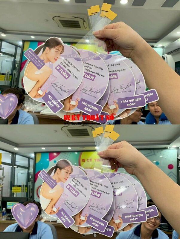 In Wobbler chân nhựa trong keo 3M quảng cáo mỹ phẩm chăm sóc da - INKTS3298