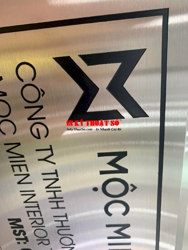 Làm bảng tên công ty nội thất inox xước bạc, vạt lá hẹ 4 cạnh - INKTS1175