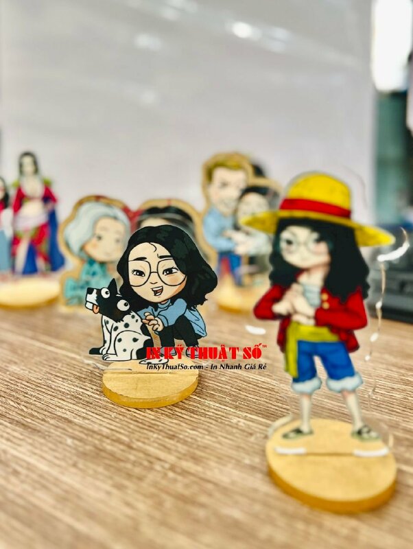 Mô hình Standee Acrylic in hình theo yêu cầu - in 1 mặt standee mica để bàn - INKTS264
