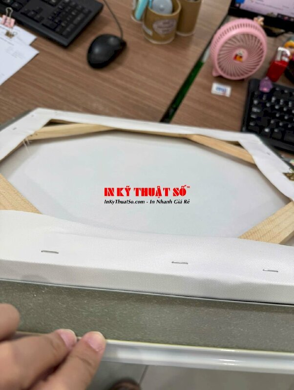 In Canvas tranh bình hoa tĩnh vật, đóng khung hoa văn cổ điển - INKTS3341