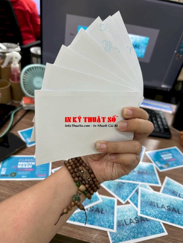 In decal 2 mặt giới thiệu sản phẩm nước súc miệng - INKTS427