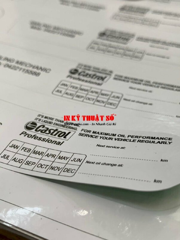 In Decal 2 mặt quảng bá thương hiệu Castrol - INKTS418