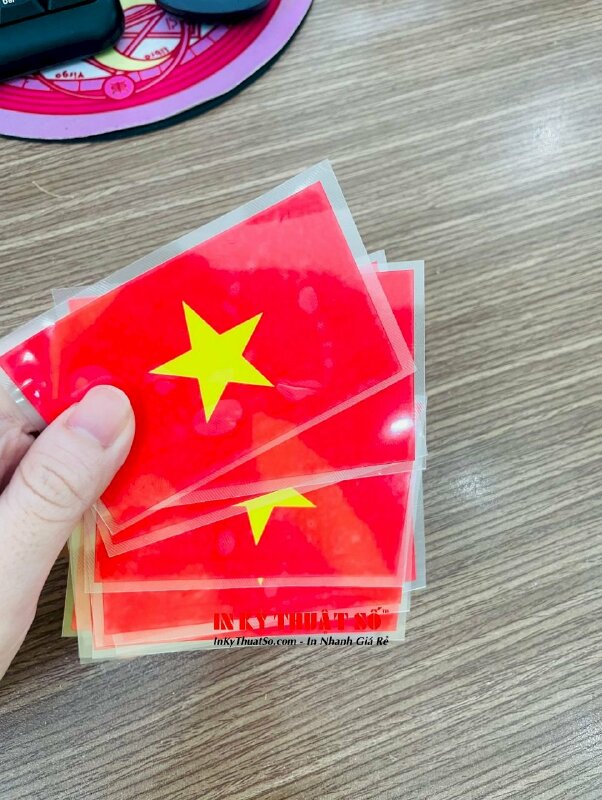 In decal ép nhiệt lên áo thun logo boxing - INKTS768