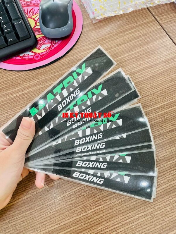 In decal ép nhiệt lên áo thun logo boxing - INKTS768