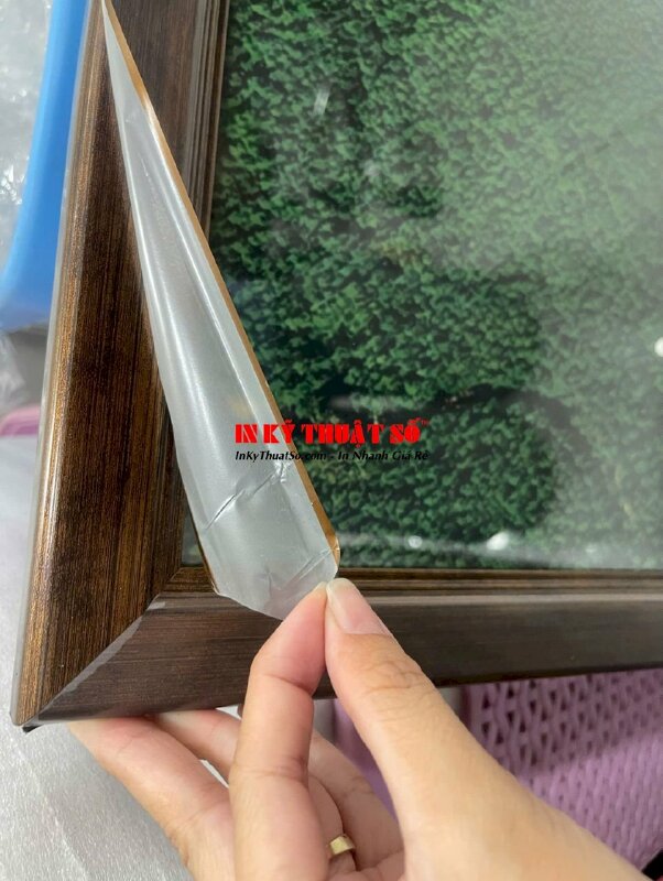 In khung ảnh điện gió Tây Nguyên khổ lớn, lồng kính viền 3cm, ván lót mặt sau - INKTS3372