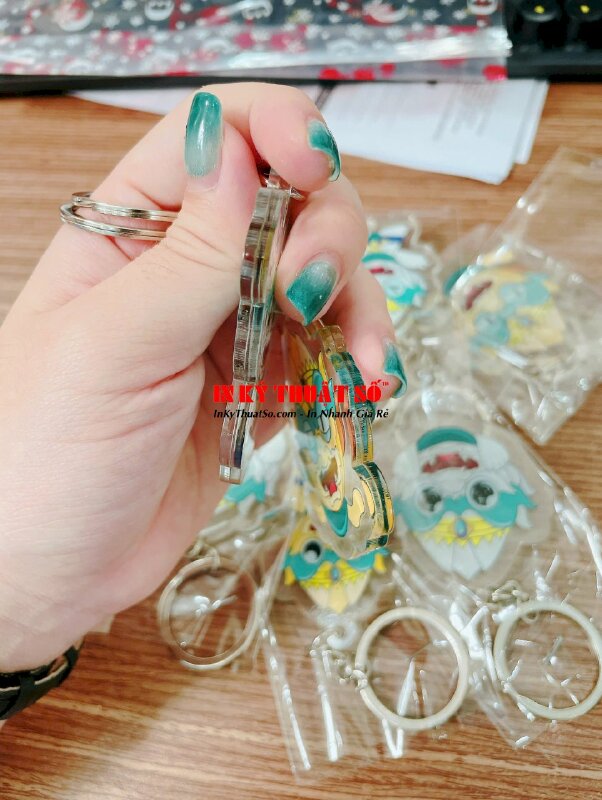In móc khóa Mica đồ án sinh viên nhận in số lượng ít - INKTS3346