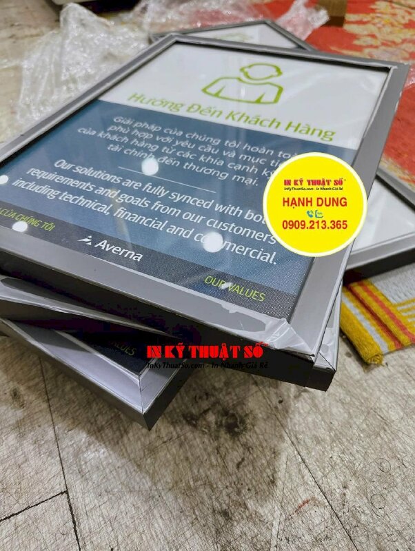 In tranh Canvas cổ động nội duy công ty song ngữ Việt Anh, đóng khung viền đen trơn khổ A3 - INKTS3366