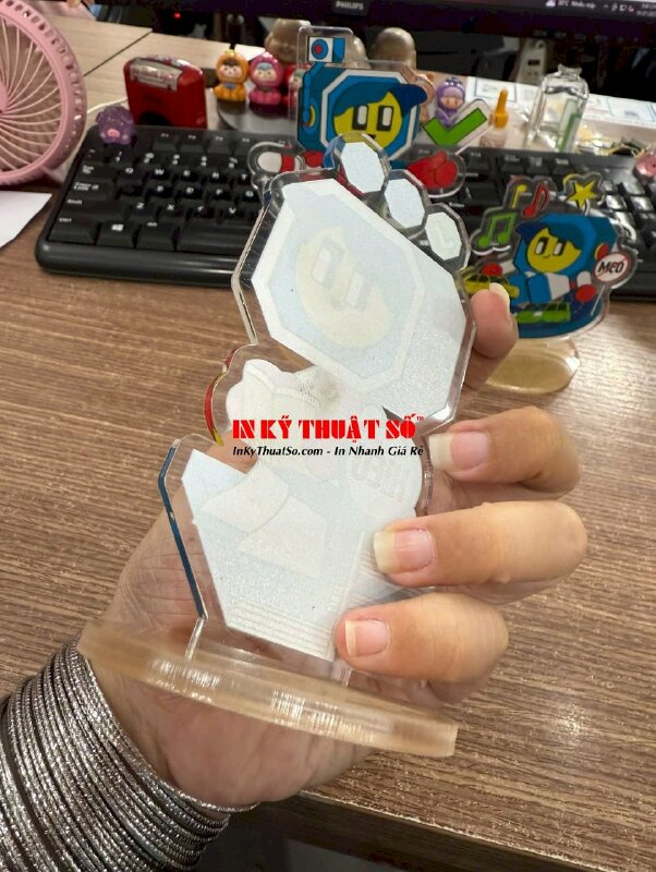 Standee mica trong 3li, in mô hình đồ án tốt nghiệp - INKTS3347