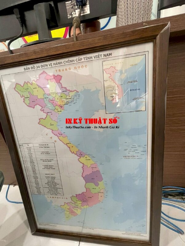 Tranh bản đồ Việt Nam in giấy ảnh mực dầu, đóng khung tranh lồng kính viền 3cm, ván lót mặt sau - INKTS3371
