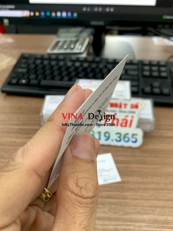 In danh thiếp lấy liền, danh thiếp Feet and Operations Specialist - INKTS1160