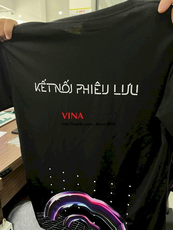 In Decal nhiệt lên áo thun khách hàng mang đến, in áo thun quà tặng thương hiệu - INKTS3406