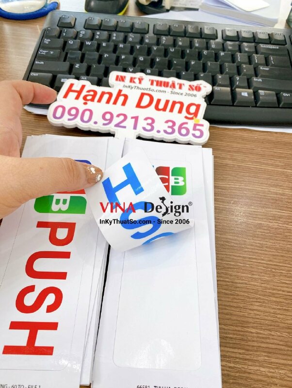 In miếng dán cửa Push Pull, nhãn Pull & Push chỉ dẫn kéo đẩy mở cửa - INKTS708