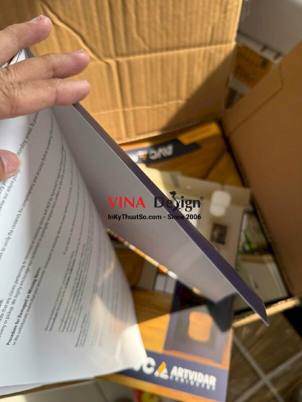 In quyển product catalog bằng tiếng Anh giới thiệu sản phẩm tủ bếp - INKTS3405