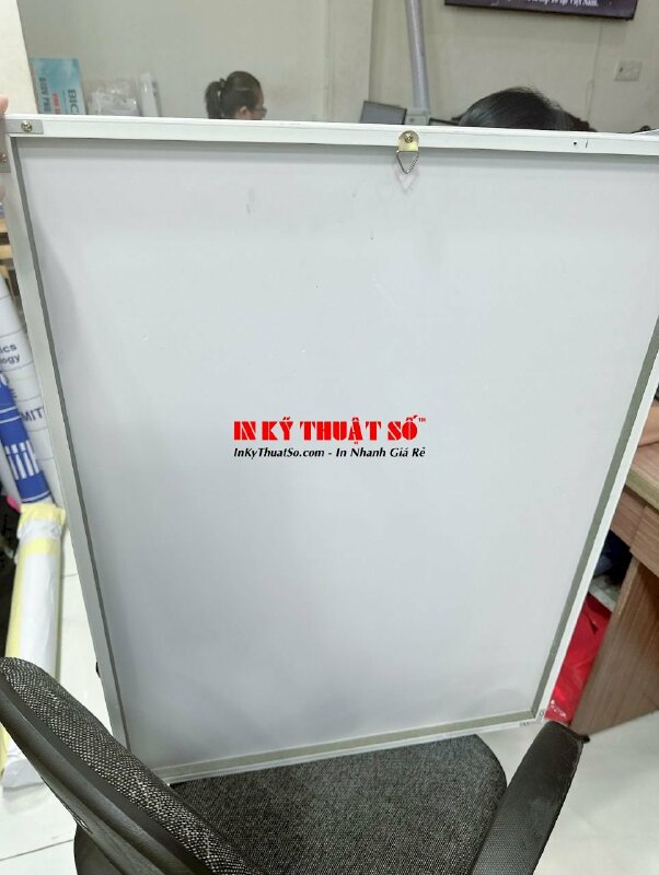 Tranh Canvas Tom & Jerry kích thước 60cm x 80cm, đóng khung viền trắng ốp - INKTS890