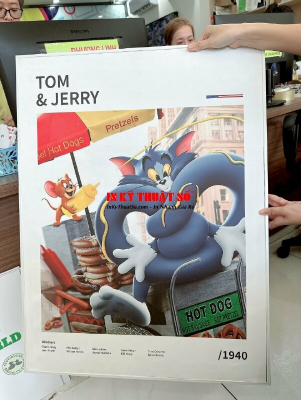 Tranh Canvas Tom & Jerry kích thước 60cm x 80cm, đóng khung viền trắng ốp - INKTS890